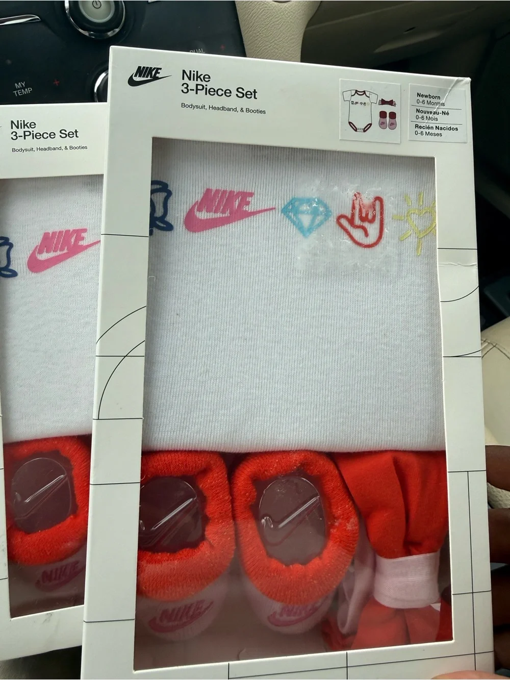 2 new Nike Baby 3-Piece Set – White & Red
